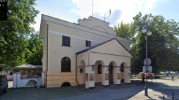 Radom, dawna rogatka lubelska, potem łaźnia. Fot. Street View