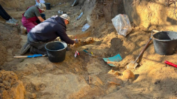 Prace poszukiwawczo-ekshumacyjne na starym cmentarzu Hołoskowskim we Lwowie. Fot. tvoemisto.tv