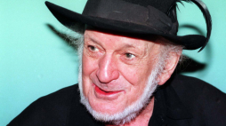 Piotr Skrzynecki, założyciel "Piwnicy pod Baranami". Fot. PAP/CAF-ANDRZEJ RYBCZYŃSKI