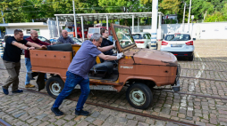 Szczecin, 14.09.2026 r. Prototyp terenowego Poloneza prezentowany w Muzeum Techniki i Komunikacji - Zajezdnia Sztuki w Szczecinie. To jedyny taki egzemplarz, który przetrwał. Terenowy Polonez nie doczekał się seryjnej produkcji i przeszedł do historii jako BR-83, gdzie BR to skrót od badawczo-rozwojowy, a 83 rok budowy, czyli 1983. Samochód powstał w Przemysłowym Instytucie Motoryzacyjnym na zlecenie Fabryki Samochodów Osobowych w Warszawie. Fot. PAP/Marcin Bielecki