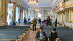 Sztokholm, sala Starej Giełdy, w której ogłaszane są Nagrody Nobla. Fot. Daniel Zyśk (PAP)