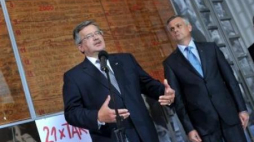 Prezydent Bronisław Komorowski i sekretarz stanu w ministerstwie kultury Piotr Żuchowski. Fot. PAP/J. Turczyk 