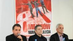 Od lewej: Waldemar Kszystek , Władysław Frasyniuk , Stanisław Huskowski. Fot. PAP/S. Leszczyński 