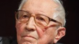 Tadeusz Różewicz w 2010 r. Fot. PAP/G. Michałowski