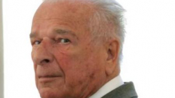 Były szef MSW gen. Czesław Kiszczak. Fot. PAP/T. Gzell