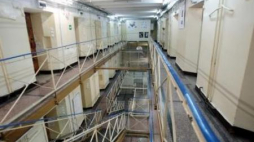 Areszt śledczy przy ulicy Rakowieckiej na warszawskim Mokotowie. Fot. PAP/L. Szymański