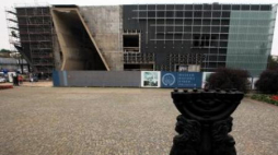 Budowa Muzeum Historii Żydów Polskich. Warszawa, 19.09.2011. Fot. PAP/T. Gzell