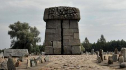 Pomnik w miejscu obozu zagłady w Treblince. Fot. PAP/P. Piątkowski