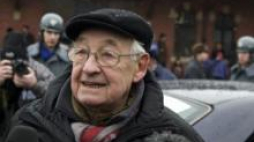Reżyser Andrzej Wajda na planie swojego najnowszego filmu "Wałęsa". Fot. PAP/A. Warżawa
