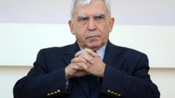 Prof. Adam Rotfeld. Fot. PAP/G. Jakubowski