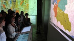 Wystawa Muzeum Historii Polski "Pod wspólnym niebem". Fot. PAP/G. Jakubowski