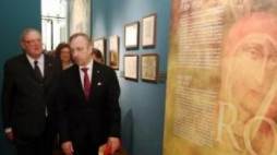 Książę i Wielki Mistrz Zakonu Maltańskiego Fra' Matthew Festing i minister kultury Bogdan Zdrojewski. Fot. PAP/T. Gzell