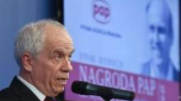 Prezes PAP Jerzy Paciorkowski w czasie wręczenia Nagród PAP im. Ryszarda Kapuścińskiego. Fot. PAP/R. Guz 