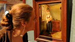 Prezentacja obrazu Augusta Ludwiga Mosta "Oczekująca" w Muzeum Historii Szczecina. Fot. PAP/M. Bielecki