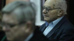 Oskarżony były wicepremier PRL Stanisław Kociołek. Warszawa, 21.01.2013. Fot. PAP/R. Pietruszka