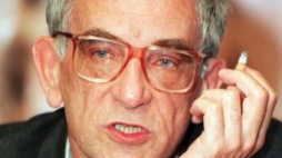 Krzysztof Kieślowski. Fot. PAP/CAF