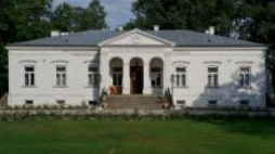 Muzeum Jana Kochanowskiego w Czarnolesie. Fot. PAP/W. Pacewicz