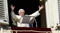 Papież Benedykt XVI. Fot. PAP/EPA