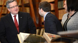 Prezydent Bronisław Komorowski w Bibliotece Narodowej. Fot. PAP/J. Turczyk