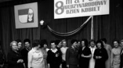 Międzynarodowy Dzień Kobiet (1970). Fot. PAP/CAF
