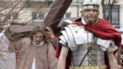  Góra Kalwaria. Droga Krzyżowa. Fot. PAP/P. Kula