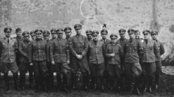 Grupa funkcjonariuszy Gestapo. Fot. NAC