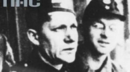 Ppłk. Jan Mazurkiewicz ps. "Radosław" (z lewej) z adiutantem por. Stanisławem Wierzyńskim ps. "Klara". Fot. NAC