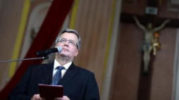 Prezydent przemawia podczas mszy świętej w intencji ofiar zbrodni wołyńskiej. Fot. PAP/J. Turczyk