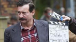 Aktor Robert Więckiewicz w roli Lecha Wałęsy na planie "Wałęsy". Fot. PAP/A. Warżawa