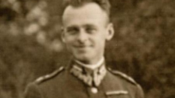 Witold Pilecki. Okładka książki Marco Patricellego "Ochotnik".