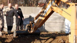 Poszukiwania szczątków ofiar zbrodni komunistycznych przy Areszcie Śledczym w Białymstoku. Źródło: IPN