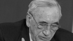 Tadeusz Mazowiecki. Fot. PAP/T. Gzell