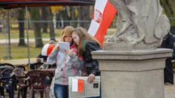 Ubiegłoroczni uczestnicy gry przestrzennej organizowanej przez MHP w Ogrodzie Saskim. Fot. MHP/M.Szachowski