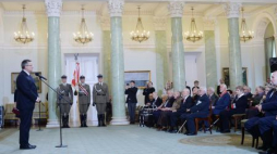 Uroczystość wręczenia odznaczeń przez Bronisława Komorowskiego. Fot. PAP/J. Turczyk