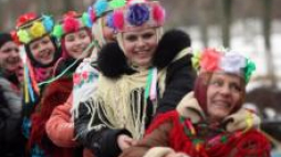 Zabawt karnawałowe podczas Maslenicy. Fot. PAP/EPA