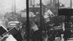 Przesiedlanie ludności żydowskiej z warszawskiej Pragi do getta. Fot. NAC