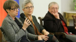 Od lewej: Ewa Kulik-Bielińska, Danuta Przywara i Ludwika Wujec. Fot. PAP/P. Supernak