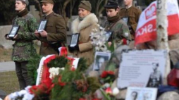 Uroczystości w Kwaterze "Ł" Cmentarza Wojskowego na Powązkach w Warszawie. Fot. PAP/G. Jakubowski