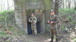 Kompleks podziemnych bunkrów na wyspie Wolin. Fot. PAP/M. Bielecki