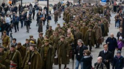 VII Katyński Marsz Cieni. Fot. PAP/J. Kamiński