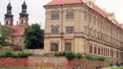 Opactwo pocysterskie w Lubiążu. Fot. PAP/A.Hawałej