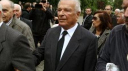 Czesław Kiszczak podczas uroczystości pogrzebowych gen. Wojciecha Jaruzelskiego Fot. PAP/T. Gzell