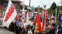 Obchodzy rocznicy Lubelskiego Lipca w 2005 r. Fot. PAP/M. Trembecki