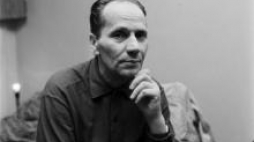 Miron Białoszewski. Fot. PAP/CAF/H. Rosiak