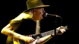 Johnny Winter. Fot. PAP/EPA