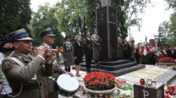 Uroczystość pod pomnikiem Gloria Victis. Fot. PAP/R. Guz