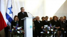 Prez. B. Komorowski na otwarciu MHŻP. fot. PAP/T. Gzell