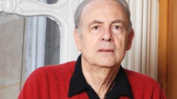 Patrick Modiano. Fot. PAP/EPA