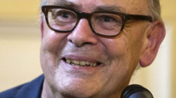 Tegoroczny laureat literackiego Nobla Patrick Modiano. Fot. PAP/EPA