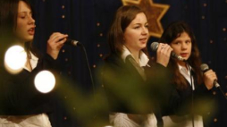 Schola Gaudium z Dąbrowy Górniczej podczas XIII Ogólnopolskiego Festiwalu Kolęd i Pastorałek. Fot. PAP/A. Grygiel
